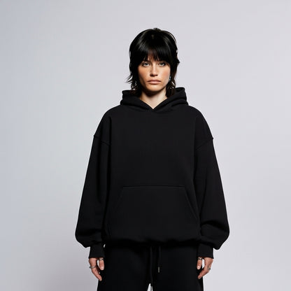 BLACK BASIC HOODIE